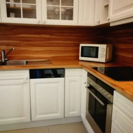Apartman Ferienwohnung - 3 Grosse Schlafzimmer
