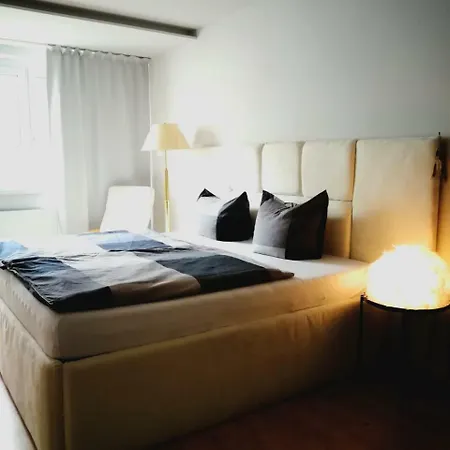 Ferienwohnung - 3 Grosse Schlafzimmer Erfurt